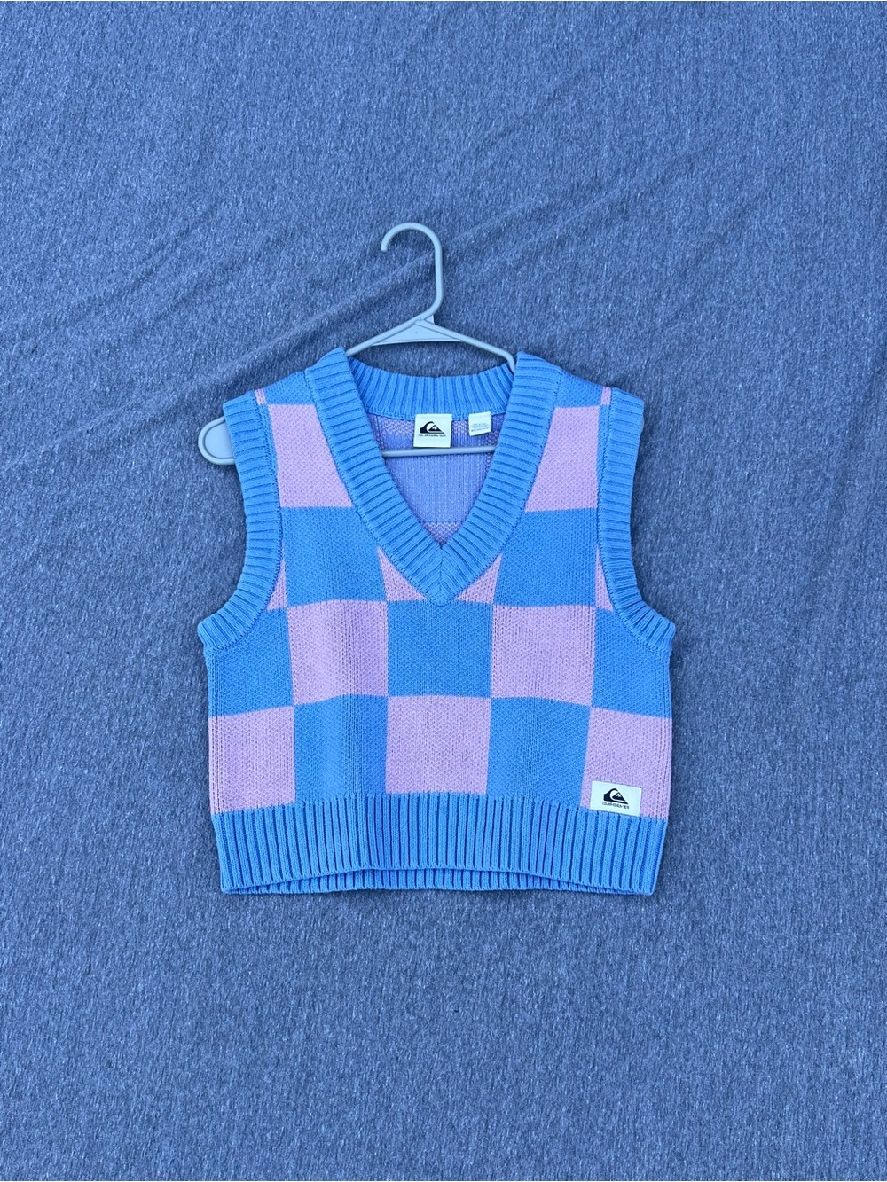 NWOT Quiksilver Check- Up Sweater Vest - Women’s XS - Pink & Blue